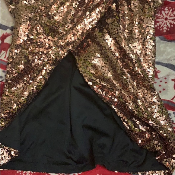 Small Fashion Nova bronze sequin open slit dress - Picture 4 of 4